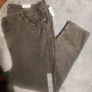 3/$48 Or $18 Each                   OLD NAVY  Dark Gray Stonewashed Jeans